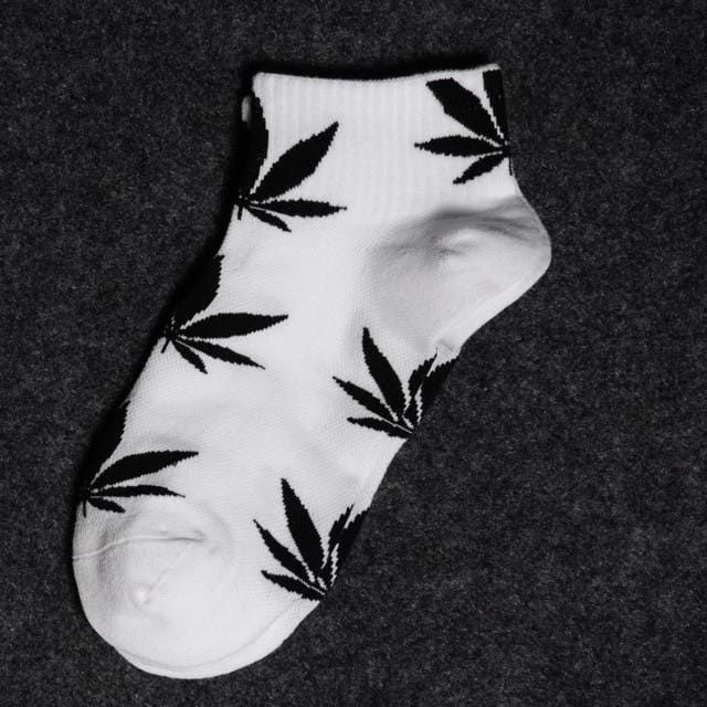 spring and autumn casual long paragraph weed boat socks Fashion comfortable high quality cotton socks leaf maple leaves